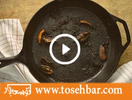 تمیز کردن غذای سوخته از قابلمه تفلون